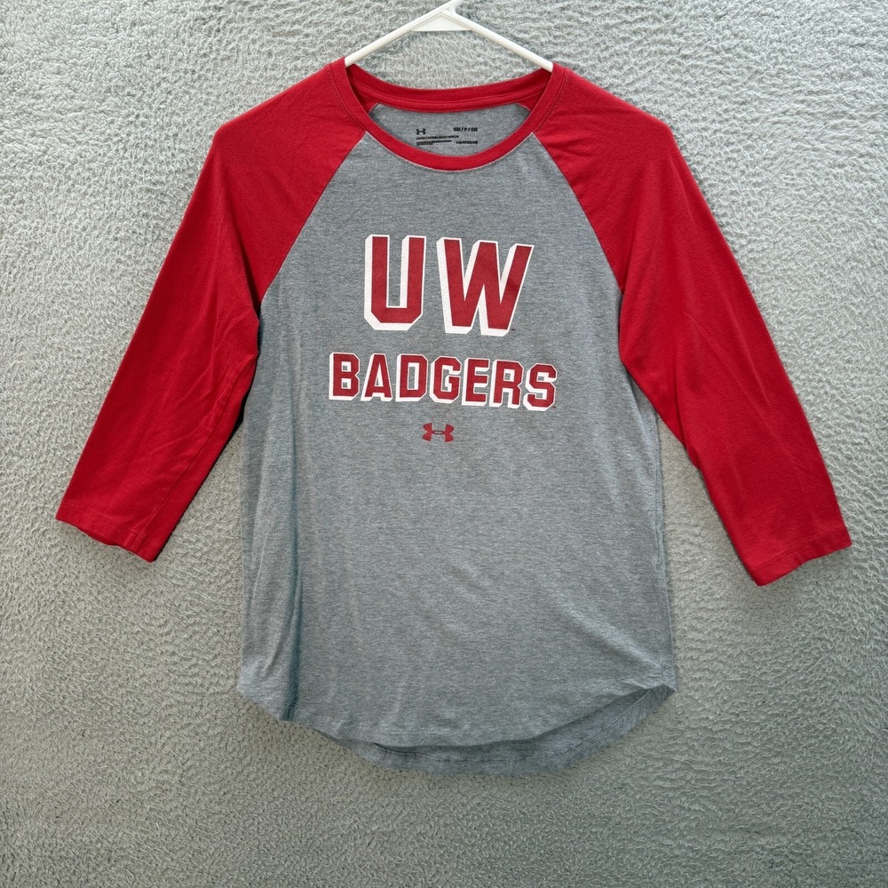 Wisconsin Badgers Shirt Womens Small Gray Red Under Armour Loose NCAA‎ Sports